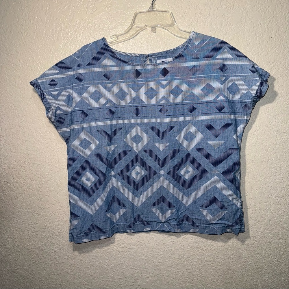 Old Navy Chambray Geometric Blouse Women’s Medium Blue Short Sleeve Top